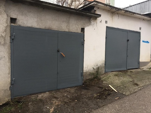 Распашные ворота.  �28