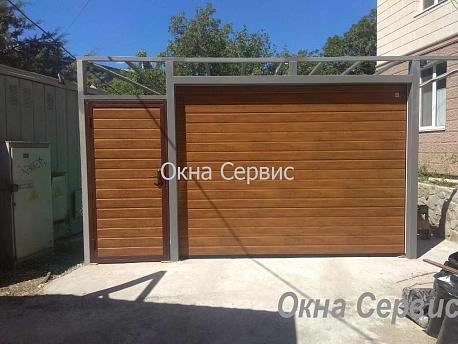 Ворота алютех с калиткой из сендвич панелей. ялта. ул басейная.