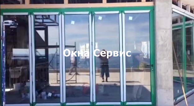 Алюминиевая дверь-гармошка СТО Ливадия.  �2