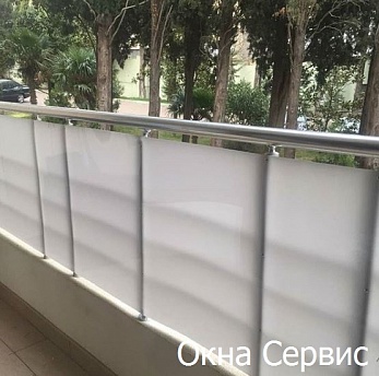Установили матовый монолитный поликарбонат 3 мм и алюминиевые перила..  �5