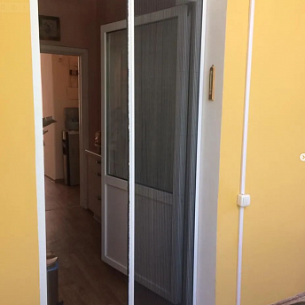 Установили сетку плисе